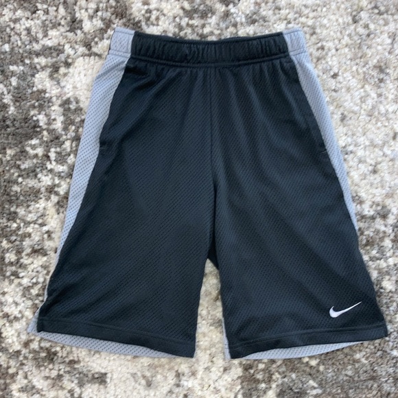 Nike Other - Boys Nike Black & Gray Athletic Shorts Size Youth Large